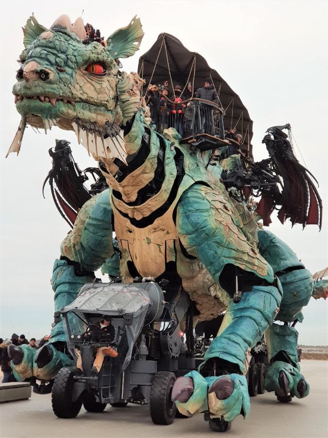 Escale Marine A 4 Etoiles Calais